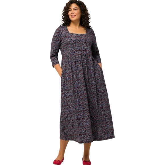 Ulle Popken Navy Red Hearts  Patterned Knit Dress Plus Size NWT Sz  24/26 - Picture 2 of 10